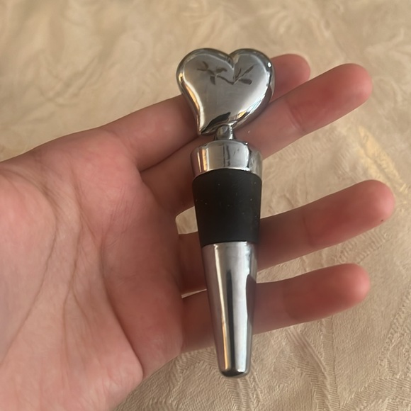 Reusable Wine Cork Bottle Wine Stopper Top Closer Seal will get all 3 of them - Picture 11 of 14